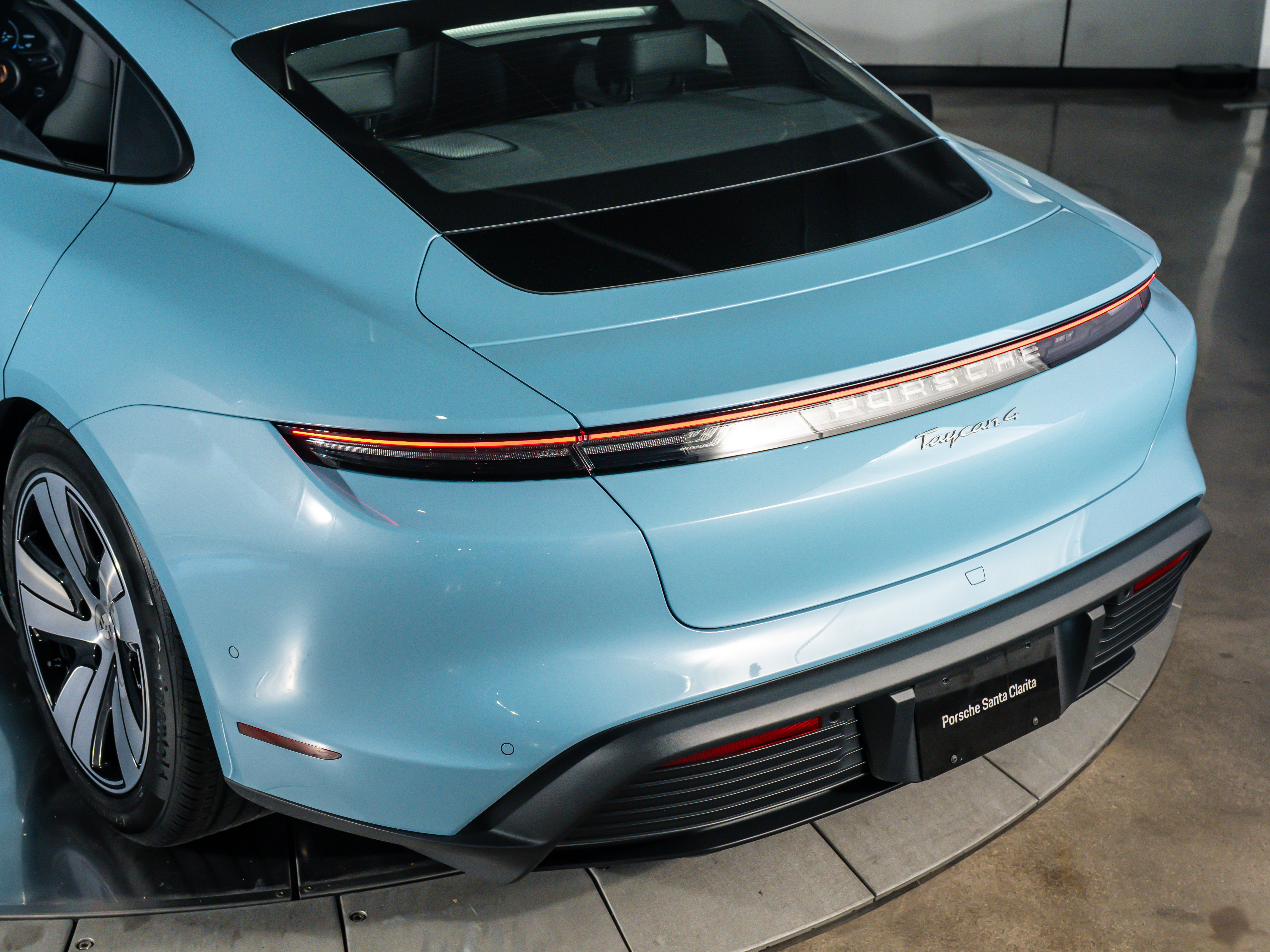 2026 Porsche Taycan 4