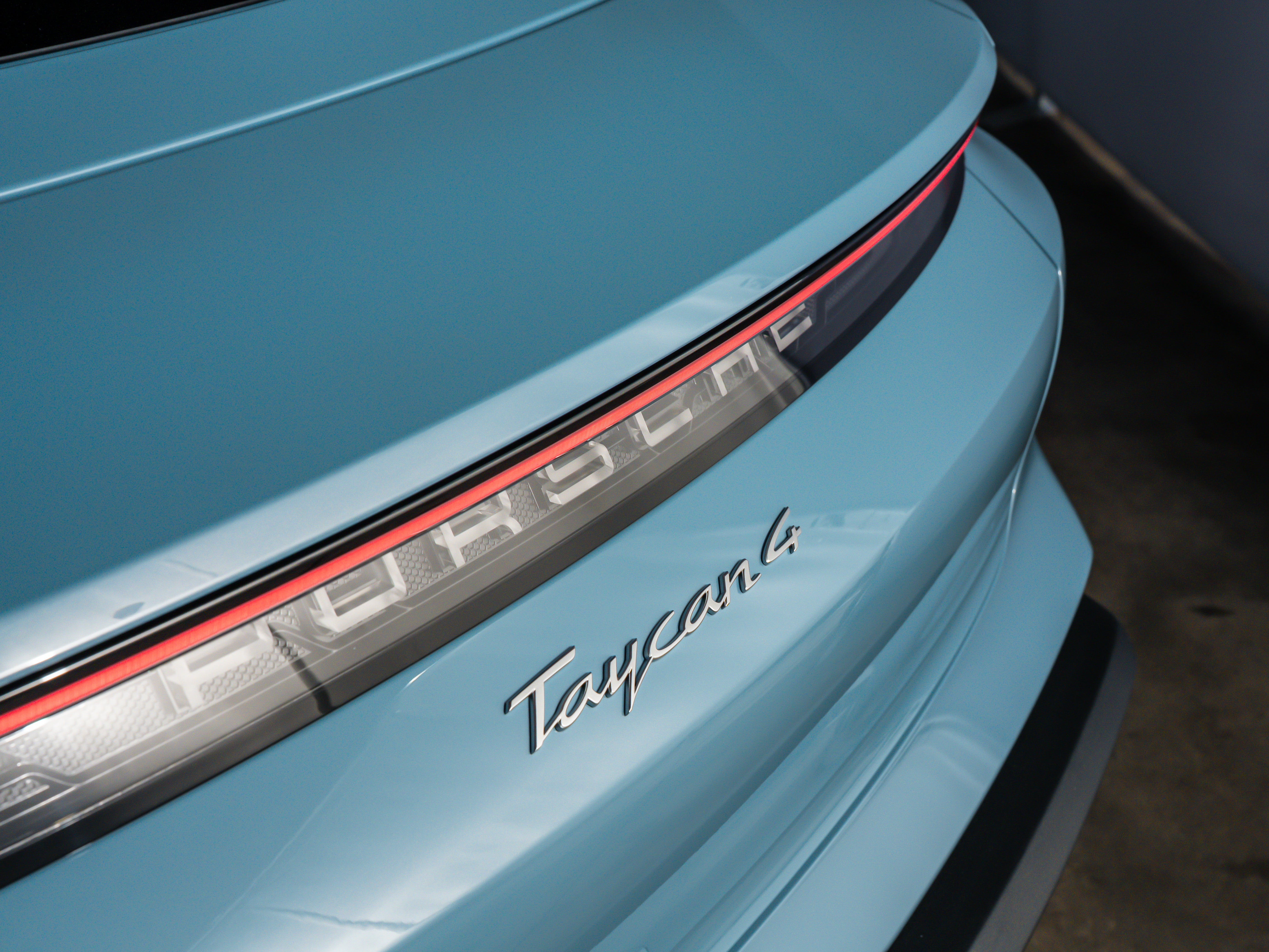 2026 Porsche Taycan 4
