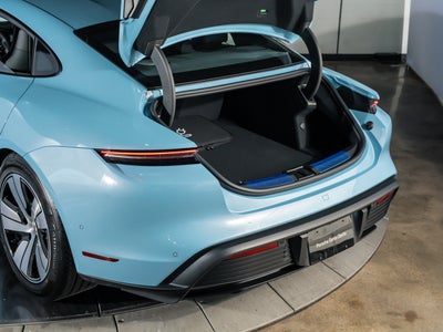 2026 Porsche Taycan 4