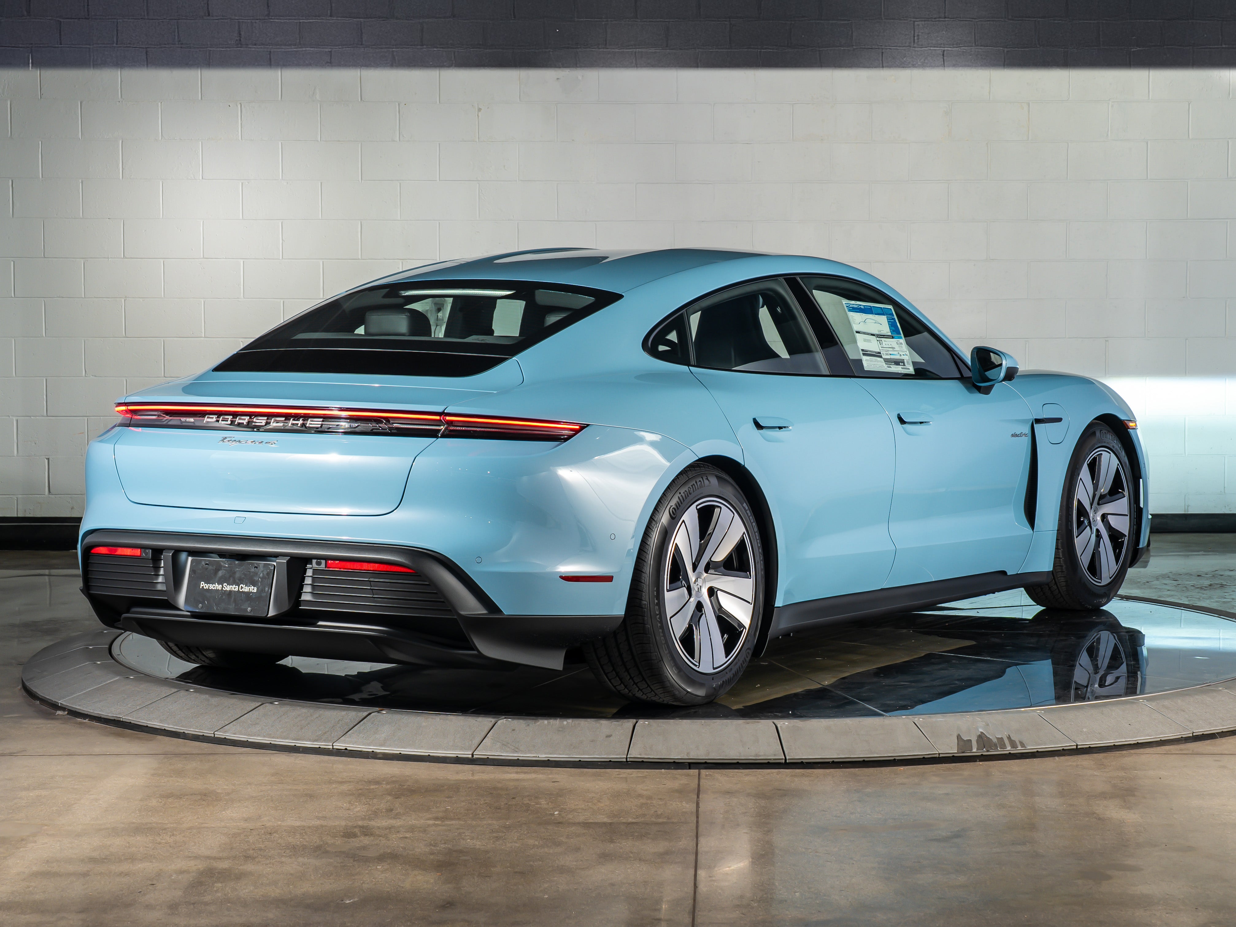 2026 Porsche Taycan 4