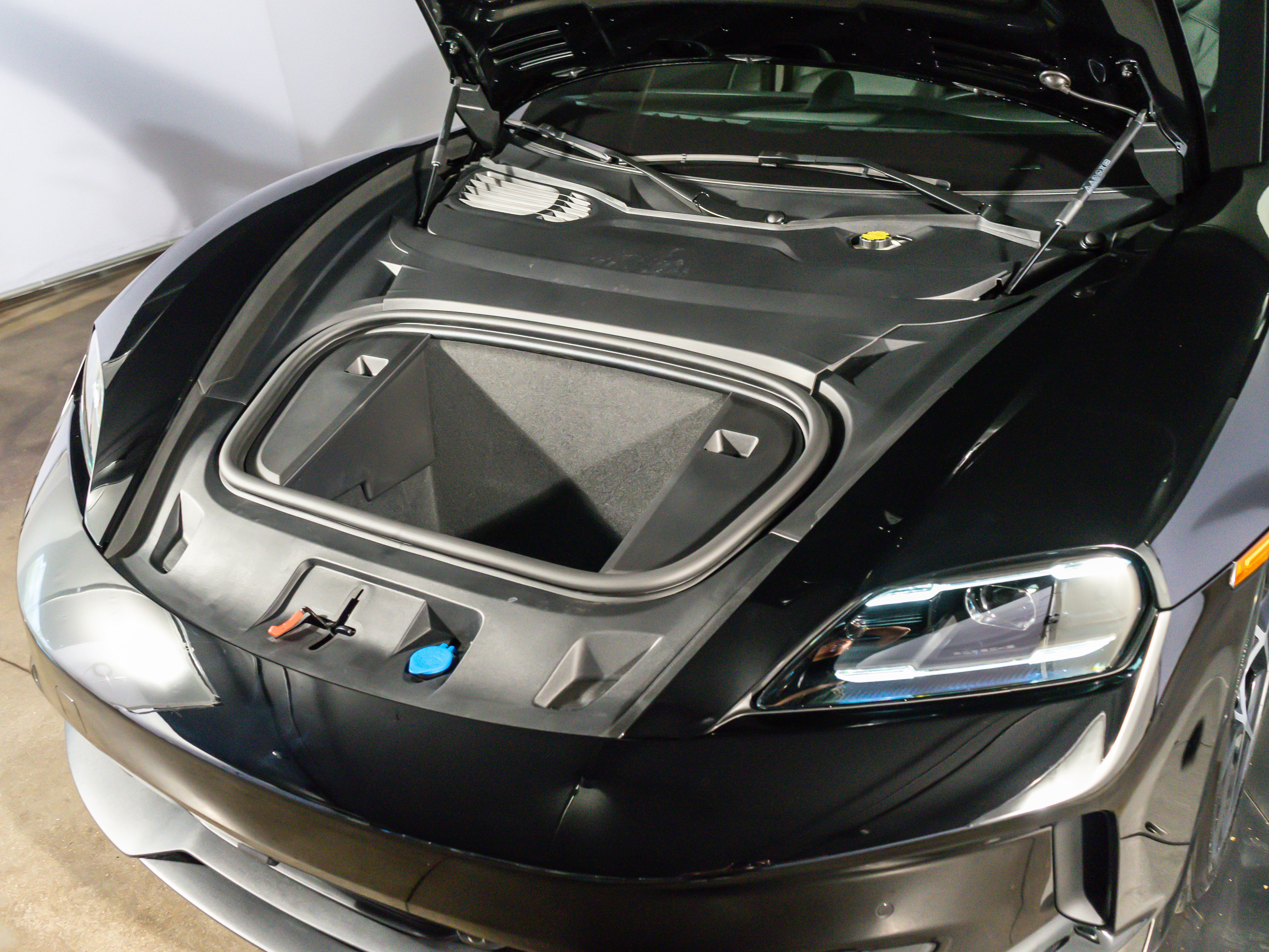 2026 Porsche Taycan 4