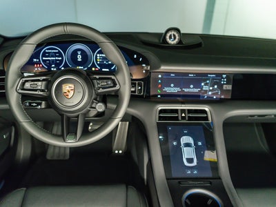 2026 Porsche Taycan 4
