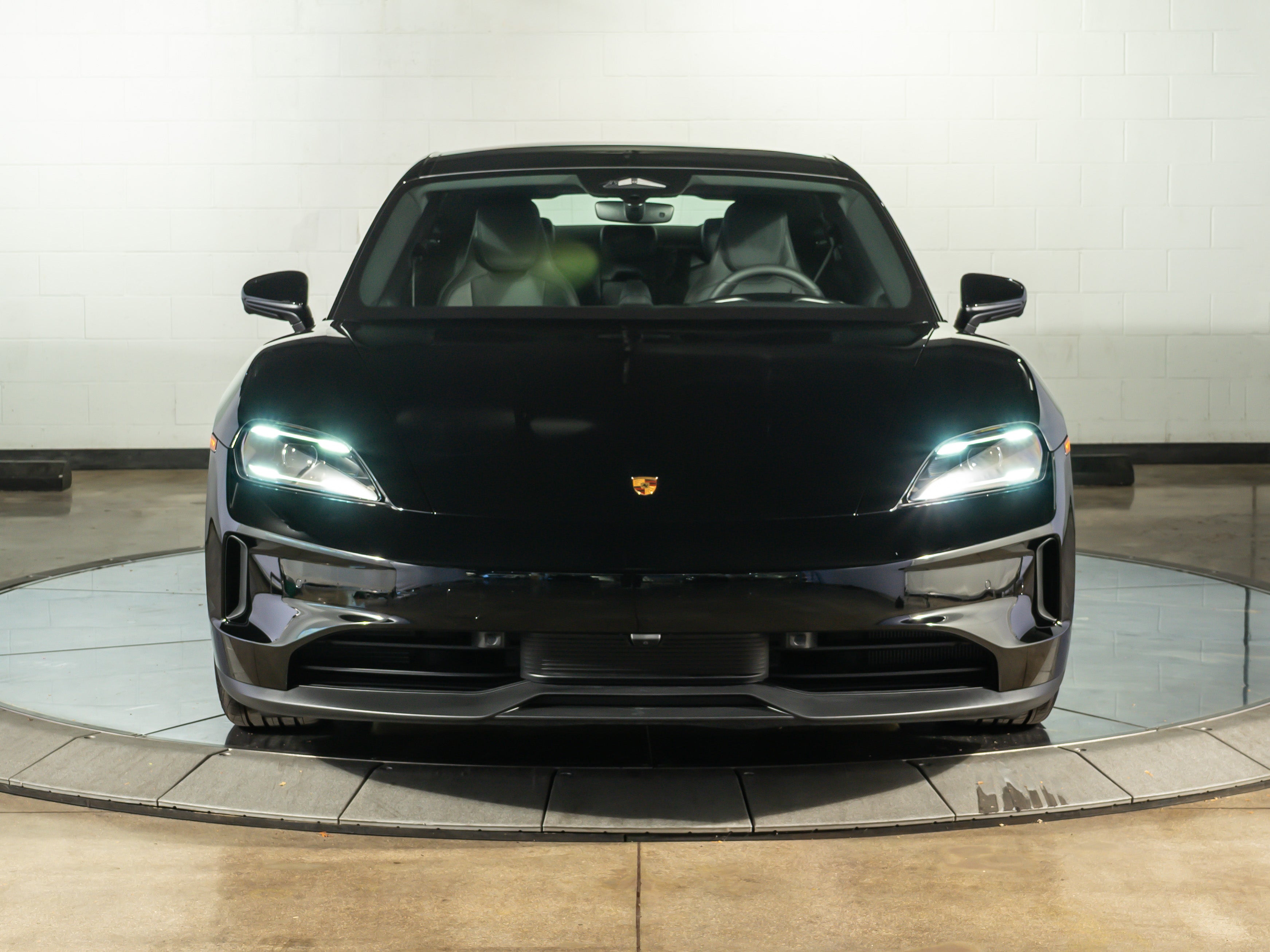 2026 Porsche Taycan 4
