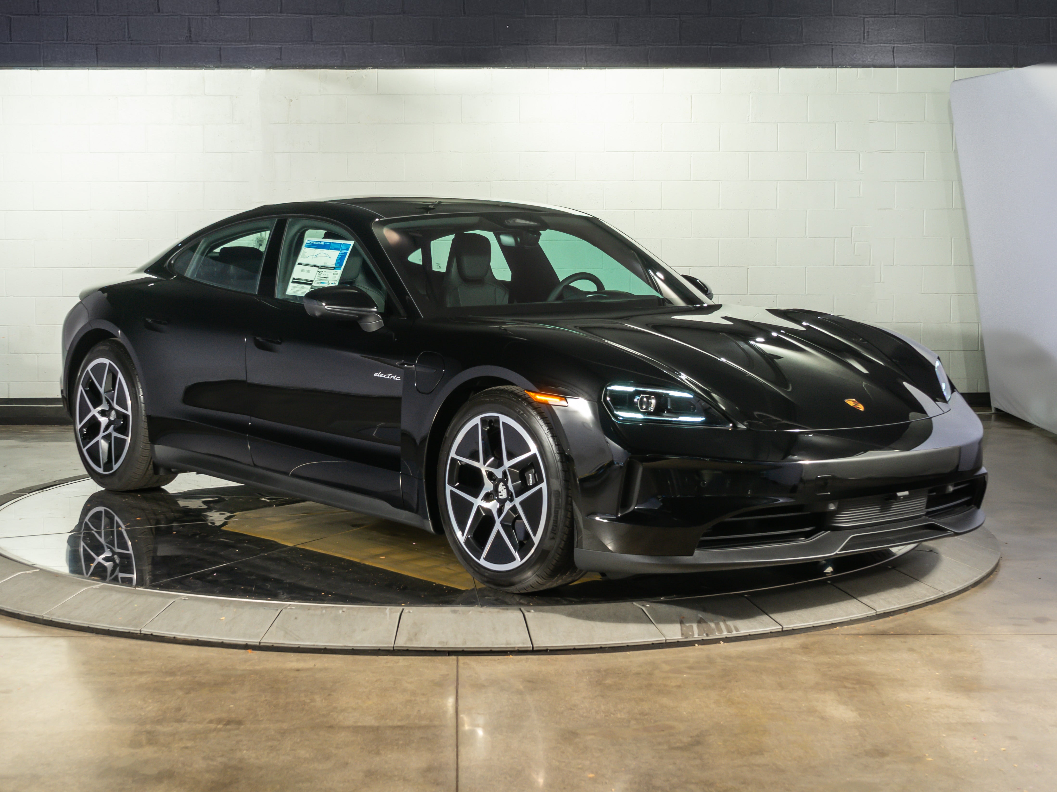 2026 Porsche Taycan 4