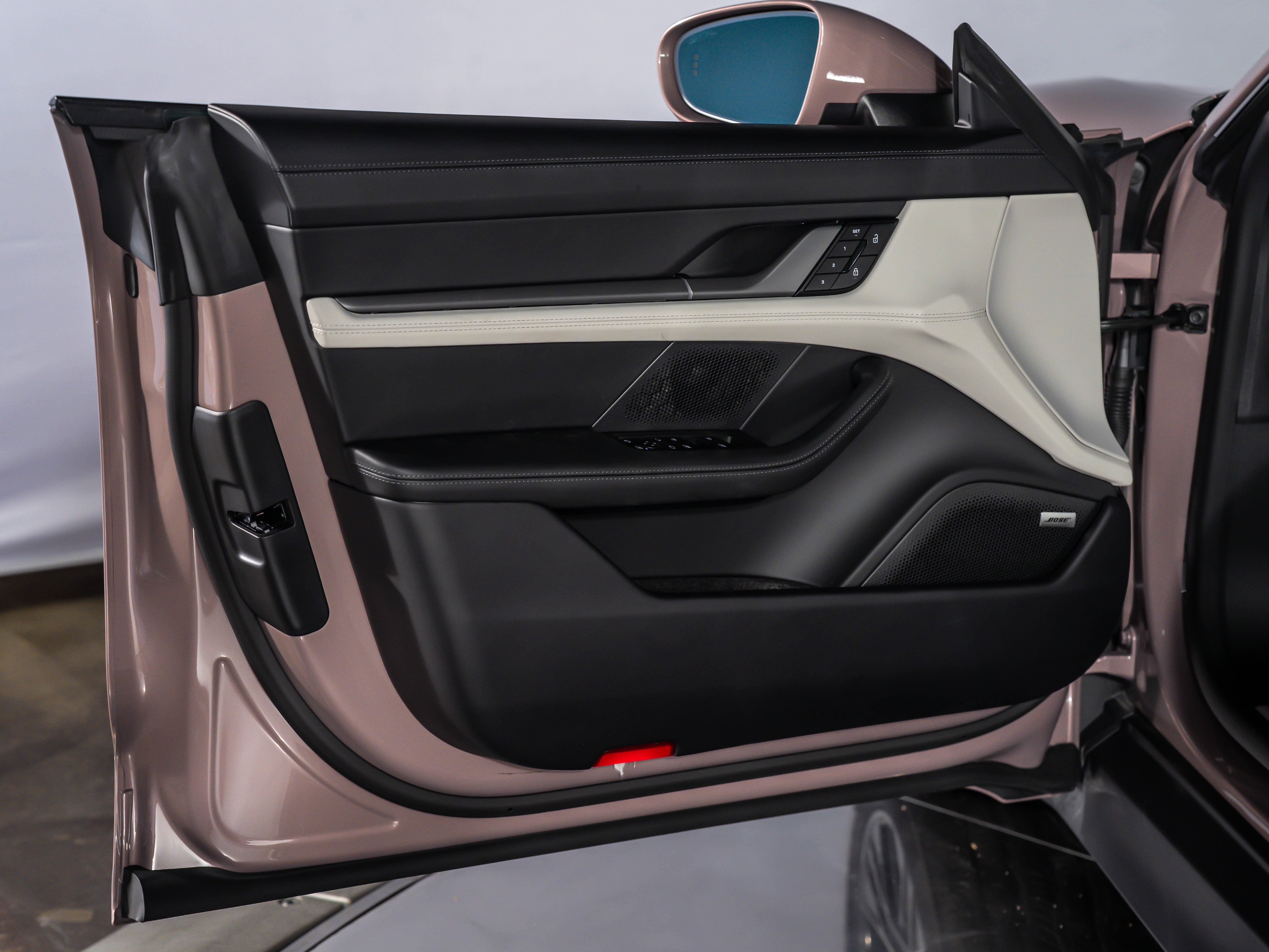 2025 Porsche Taycan BASE