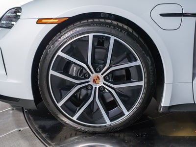 2026 Porsche Taycan Black Edition