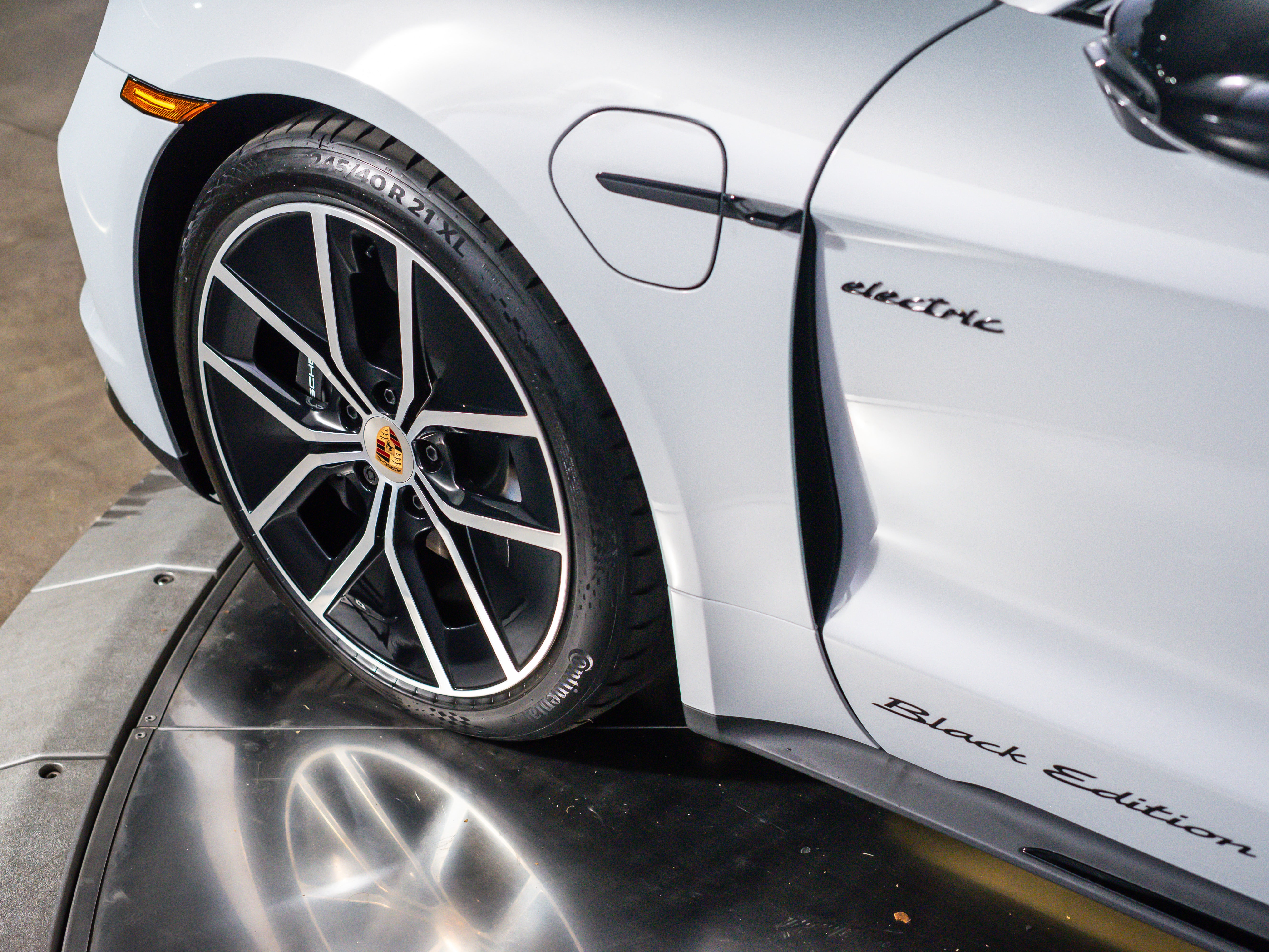 2026 Porsche Taycan Black Edition
