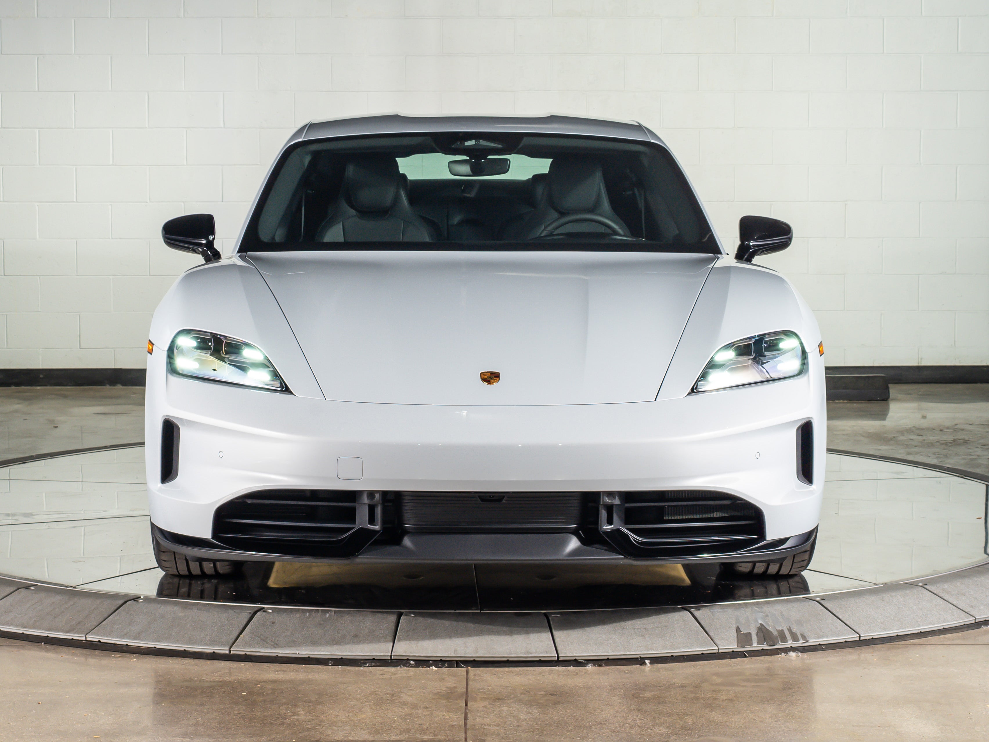 2026 Porsche Taycan Black Edition
