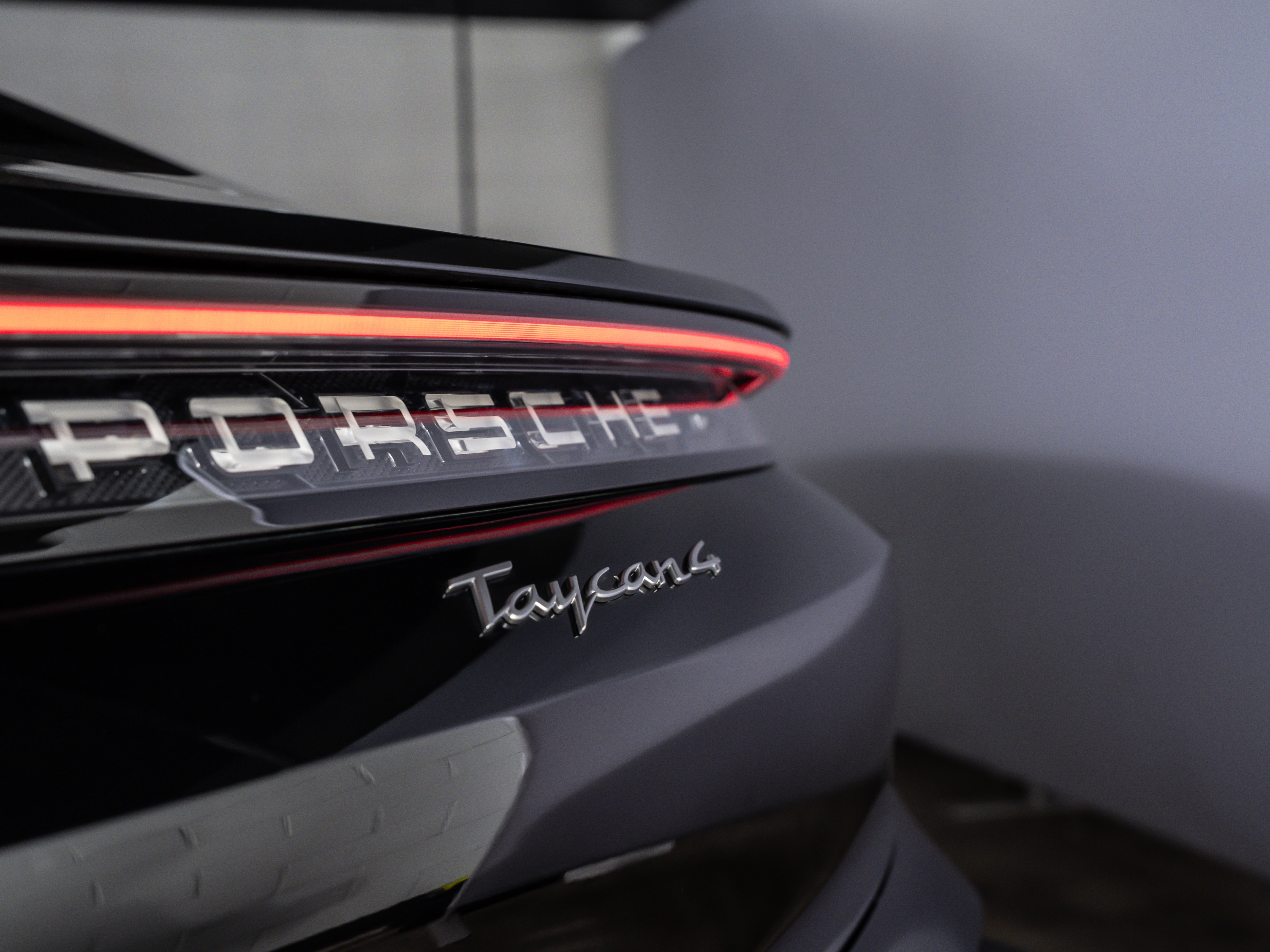 2026 Porsche Taycan 4