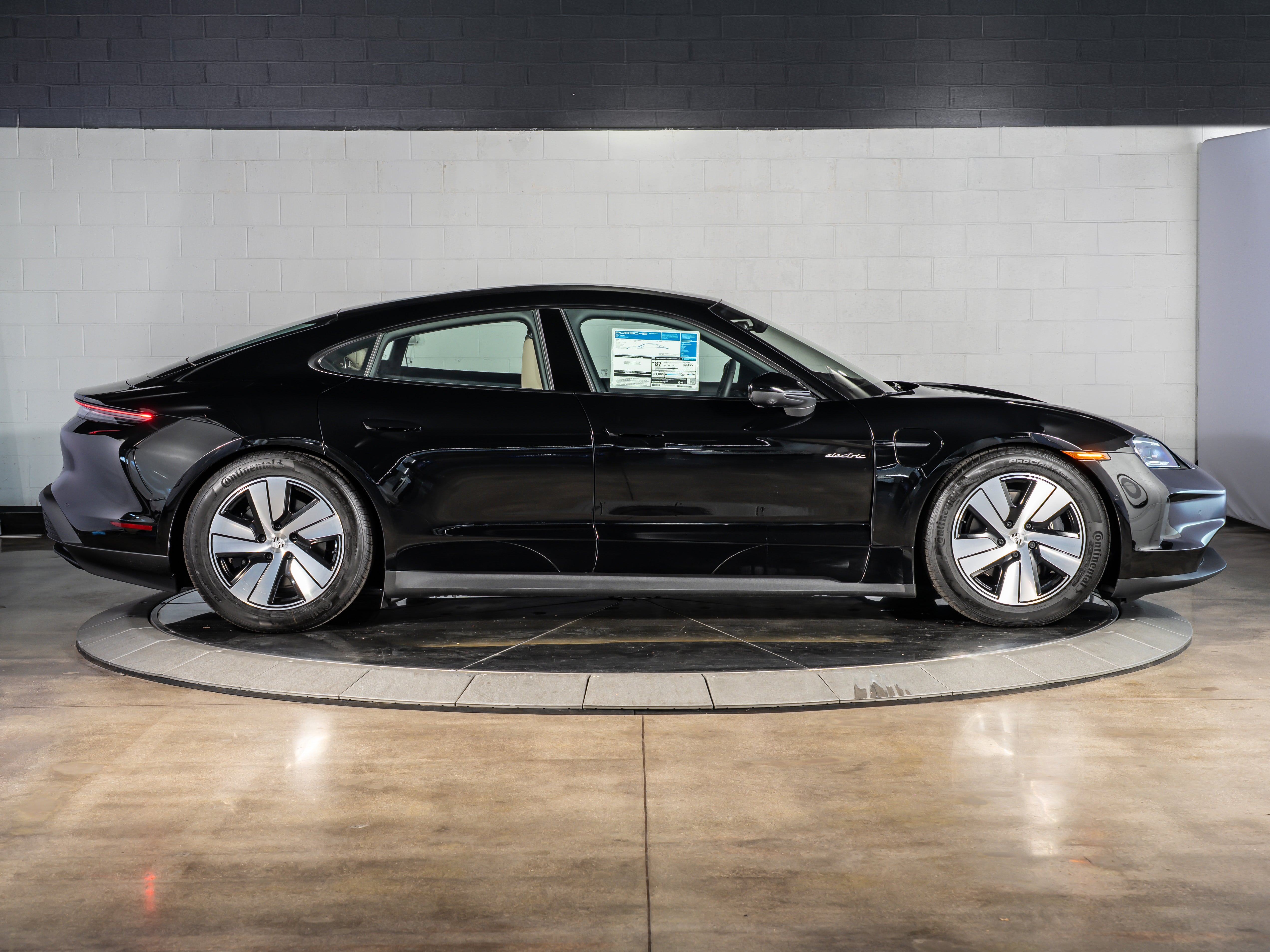 2026 Porsche Taycan 4