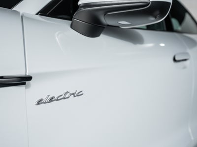 2026 Porsche Taycan 4