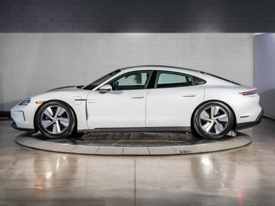 2026 Porsche Taycan 4