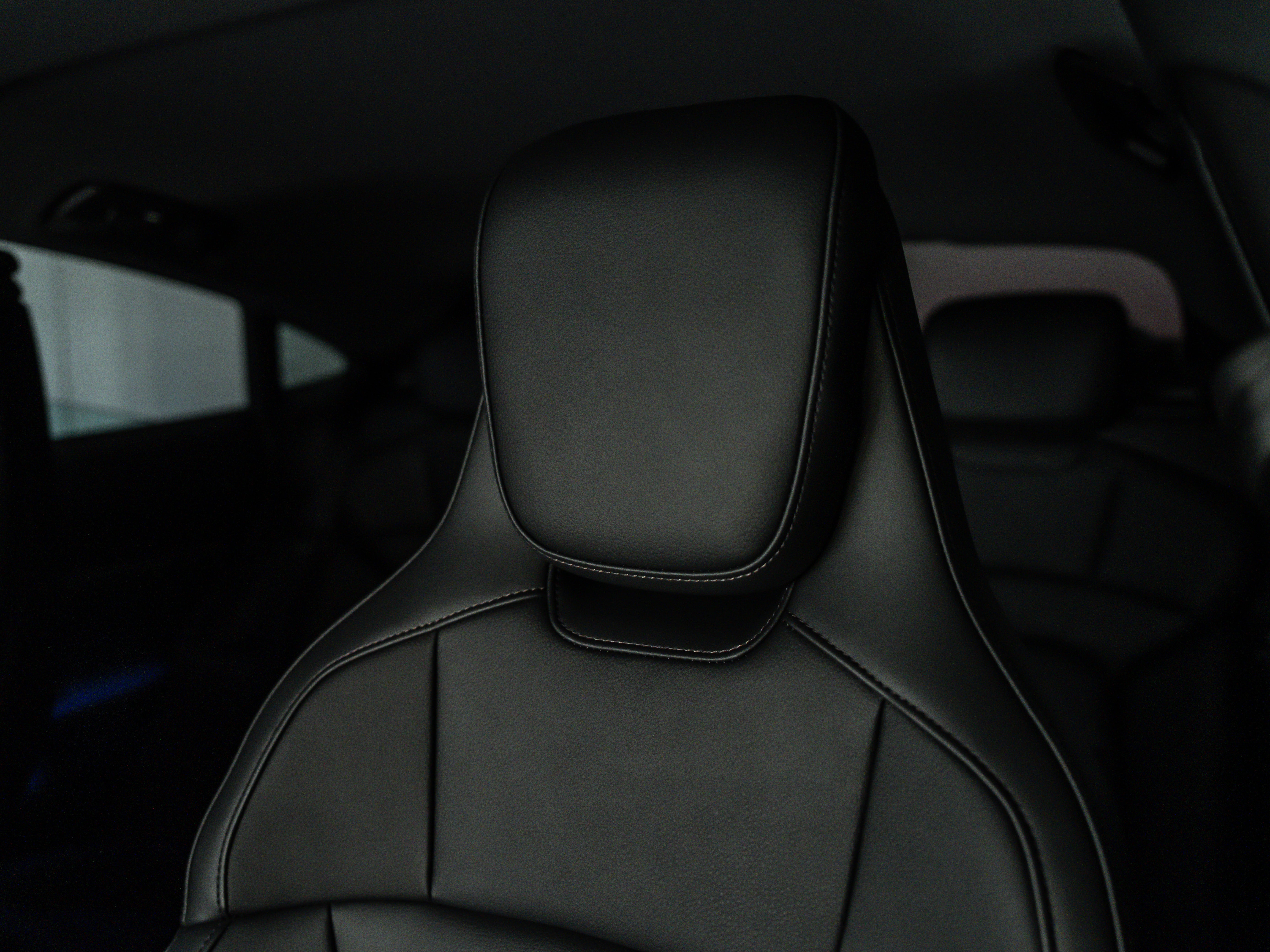 2026 Porsche Taycan 4