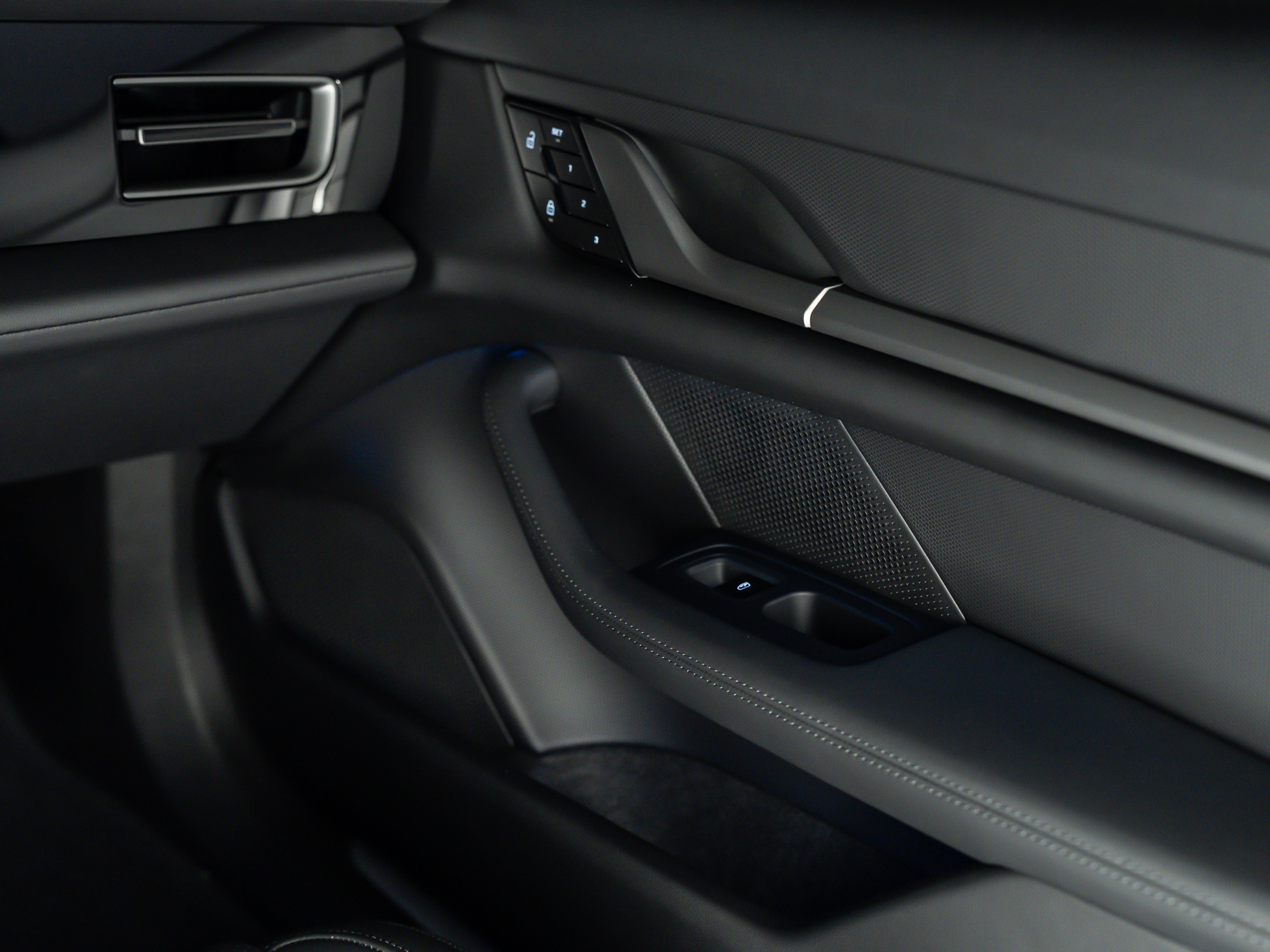 2026 Porsche Taycan 4