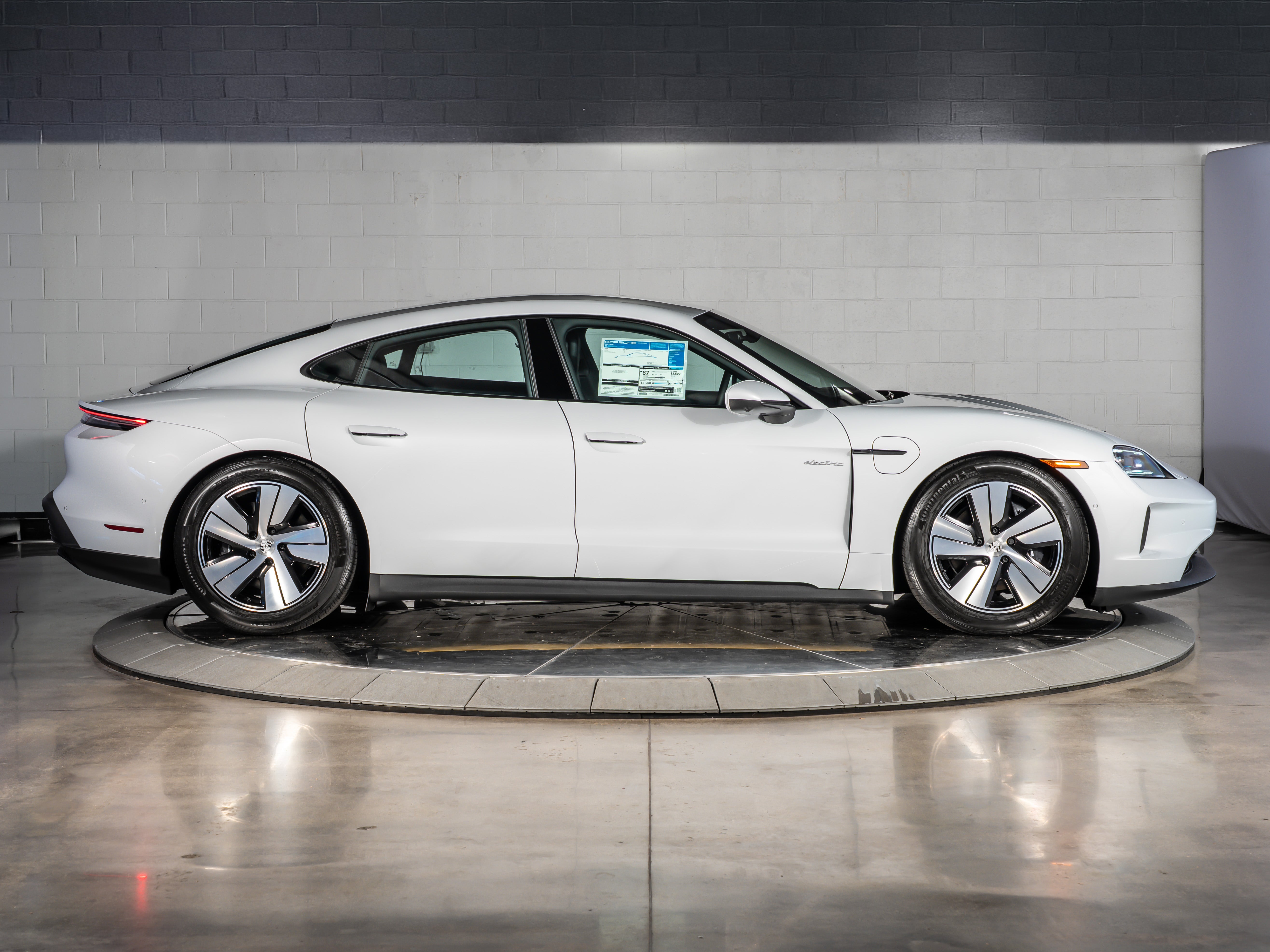 2026 Porsche Taycan 4