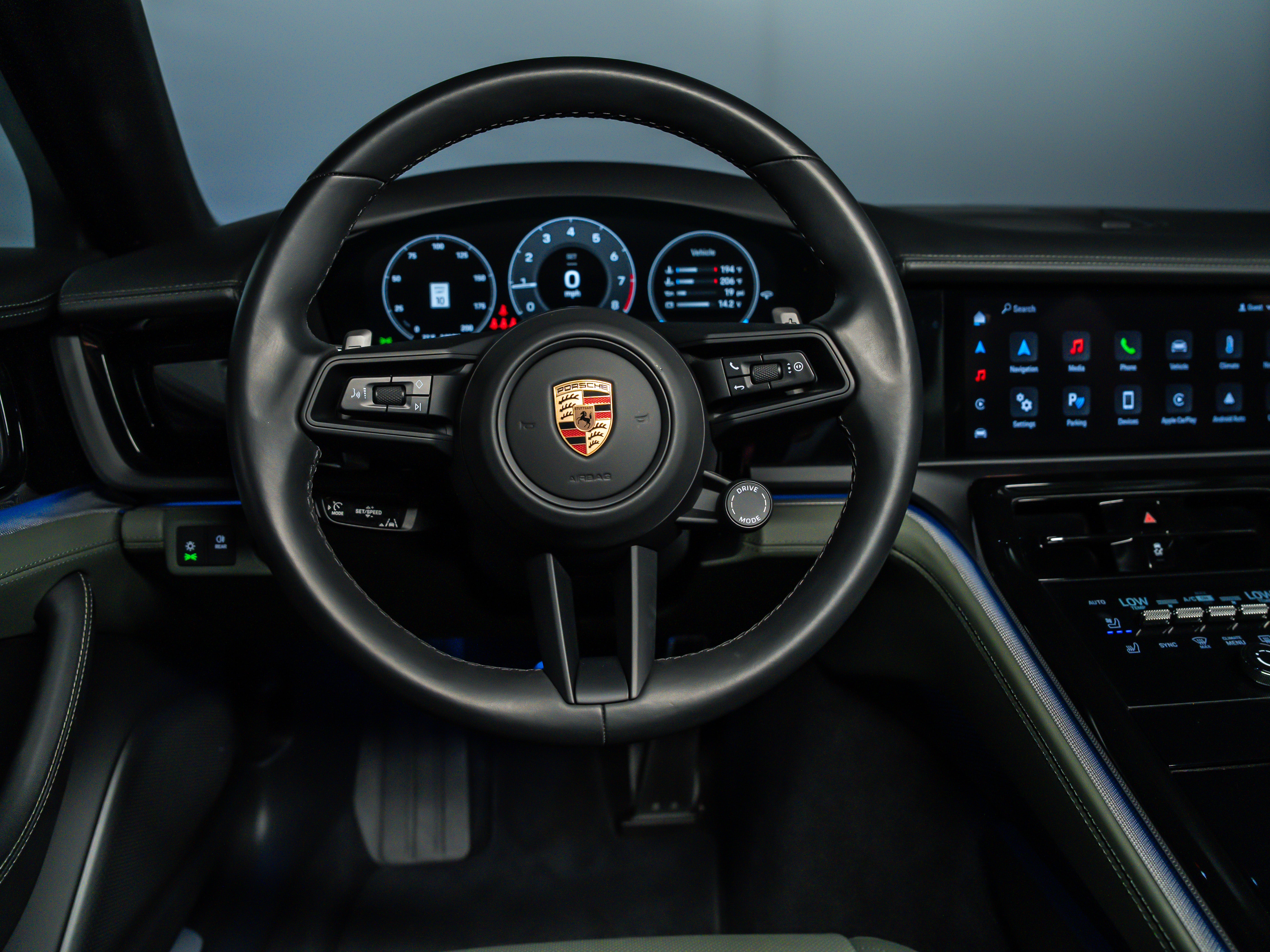 2024 Porsche Panamera 4