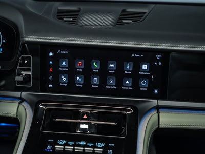 2024 Porsche Panamera 4