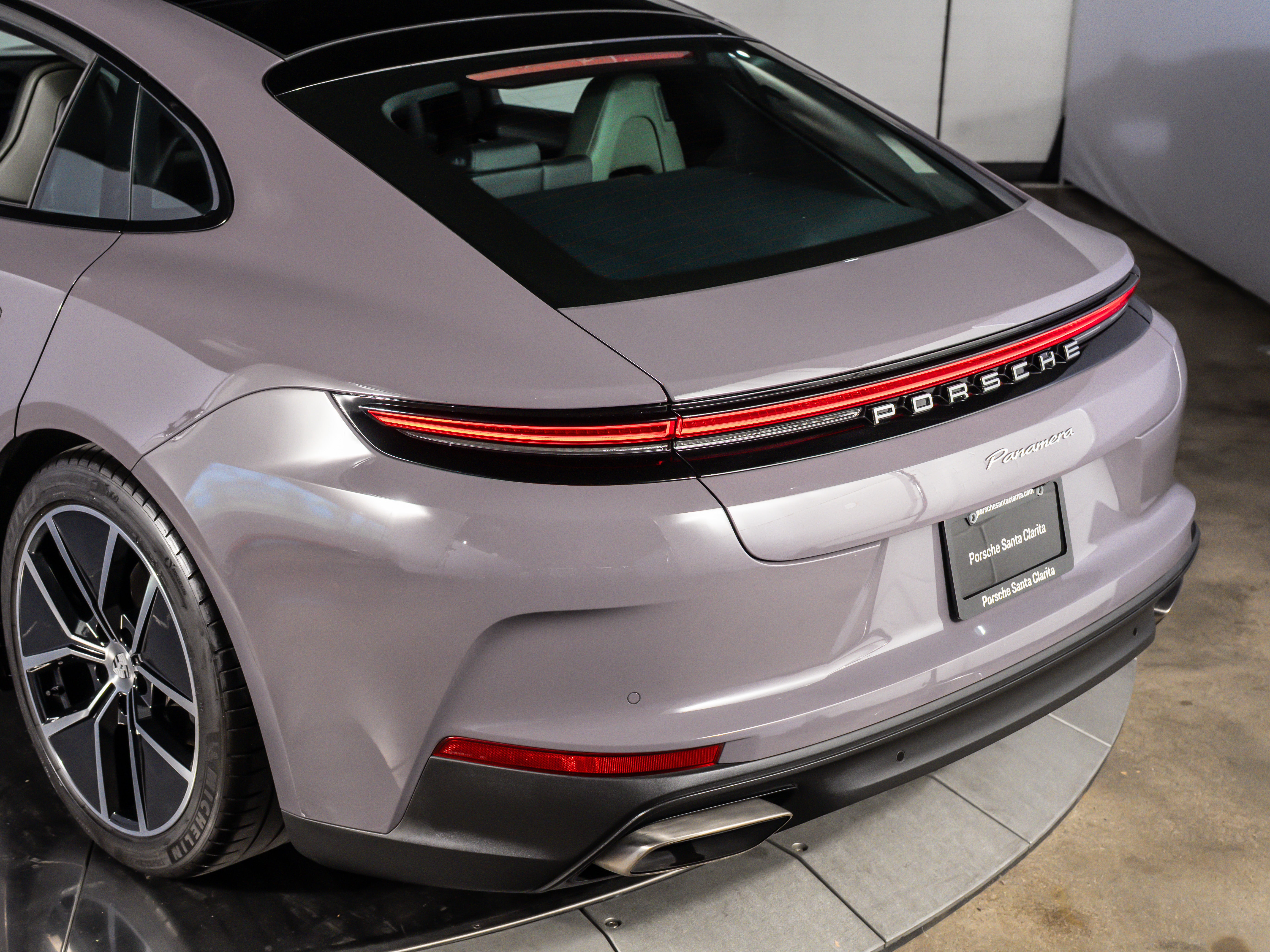 2024 Porsche Panamera 4