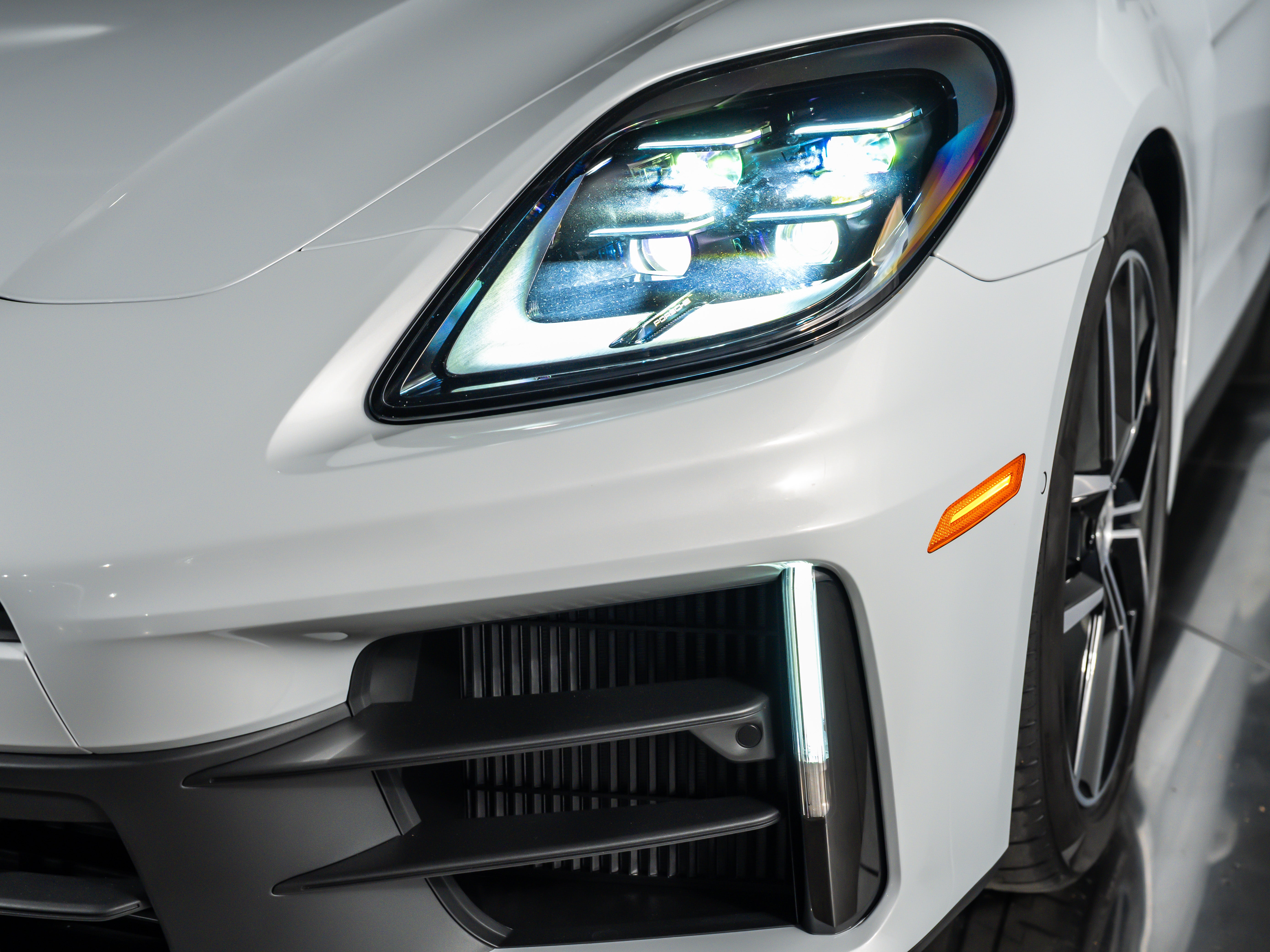 2026 Porsche Panamera Base