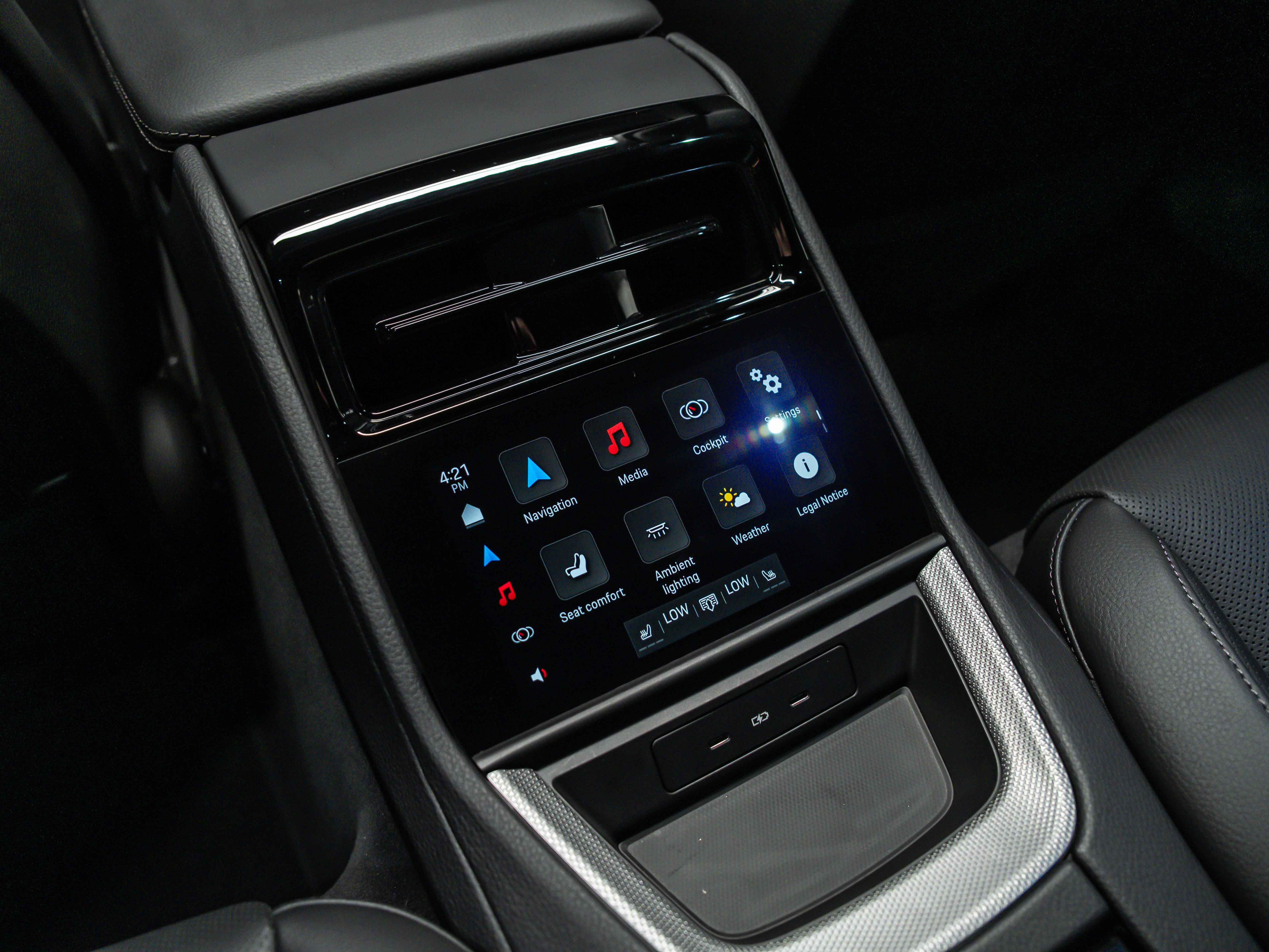 2025 Porsche Panamera Base