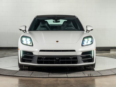 2025 Porsche Panamera Base
