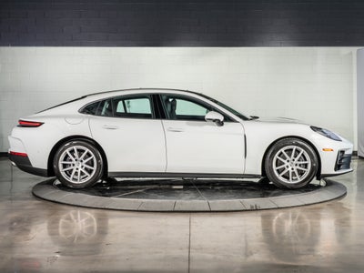 2025 Porsche Panamera Base
