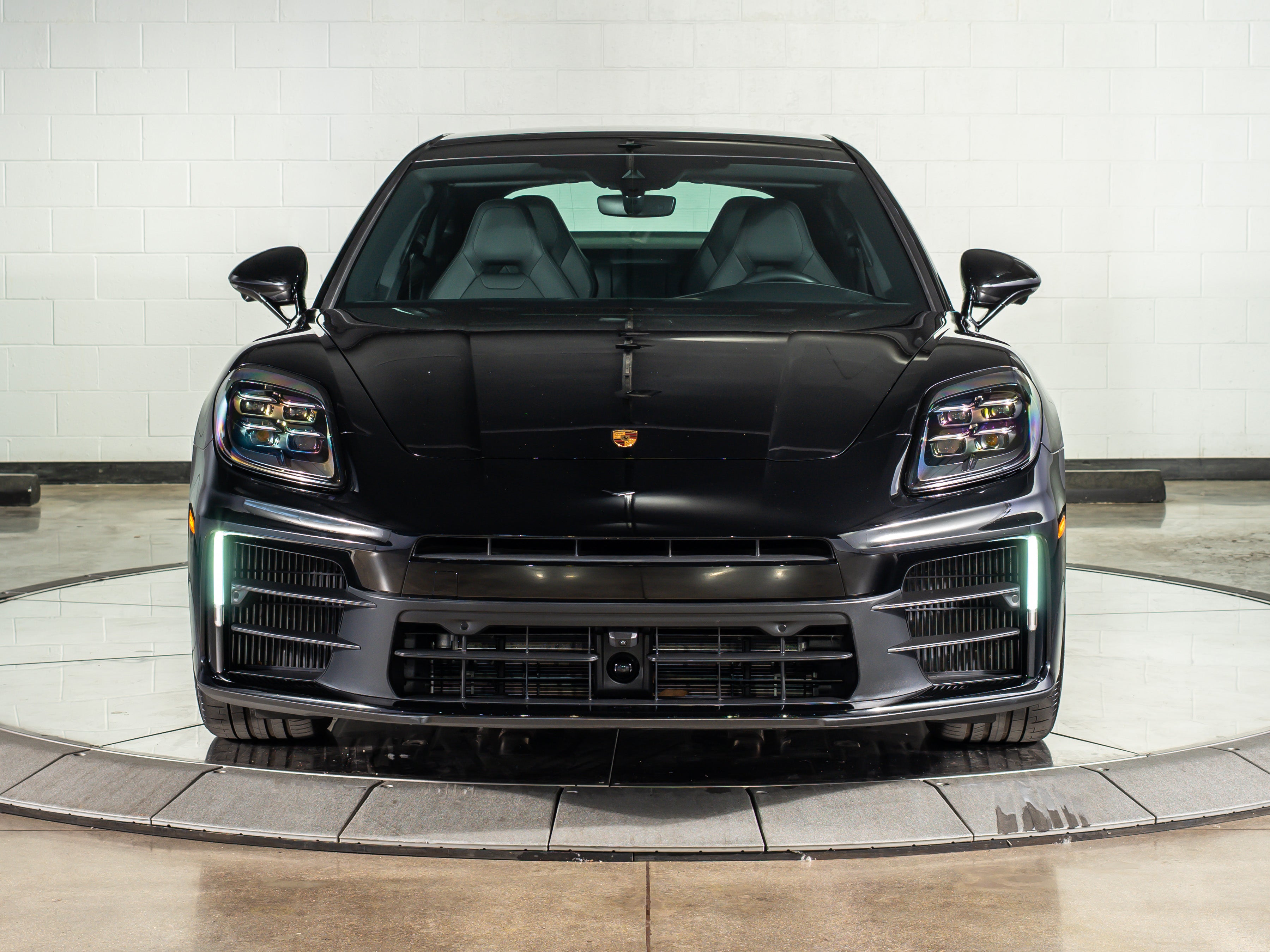 2026 Porsche Panamera 4