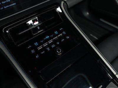 2025 Porsche Panamera base
