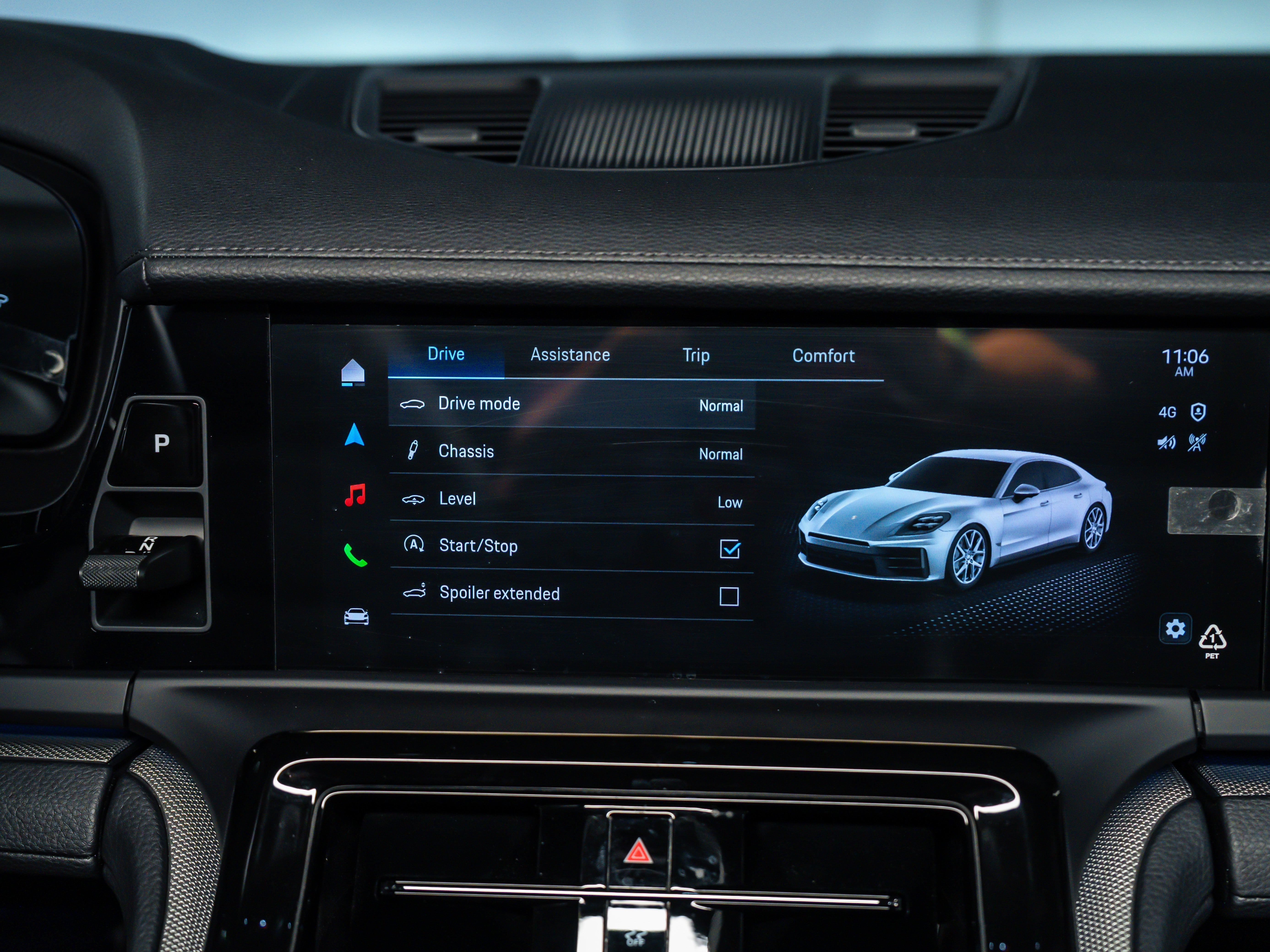 2025 Porsche Panamera base