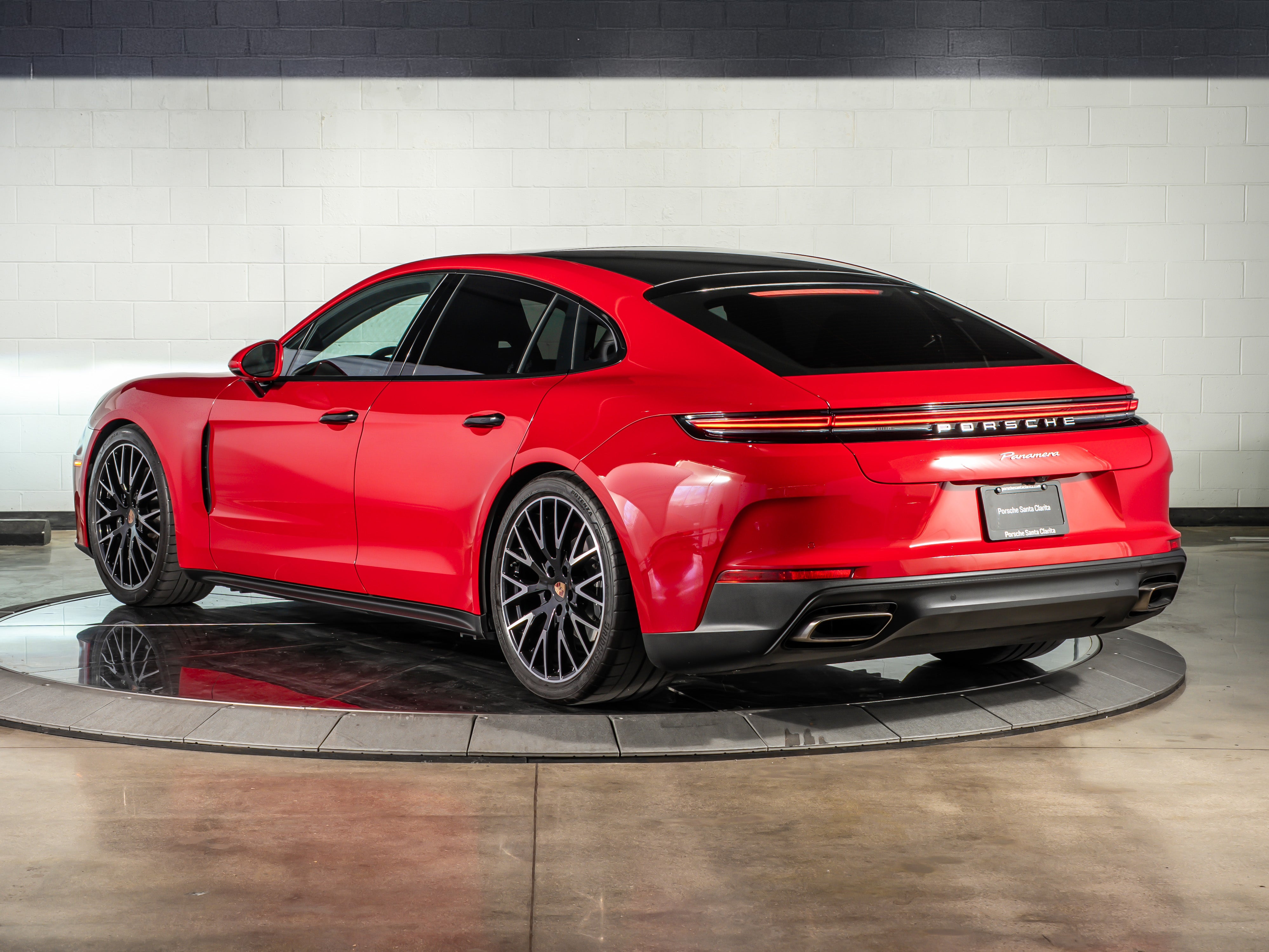 2025 Porsche Panamera base