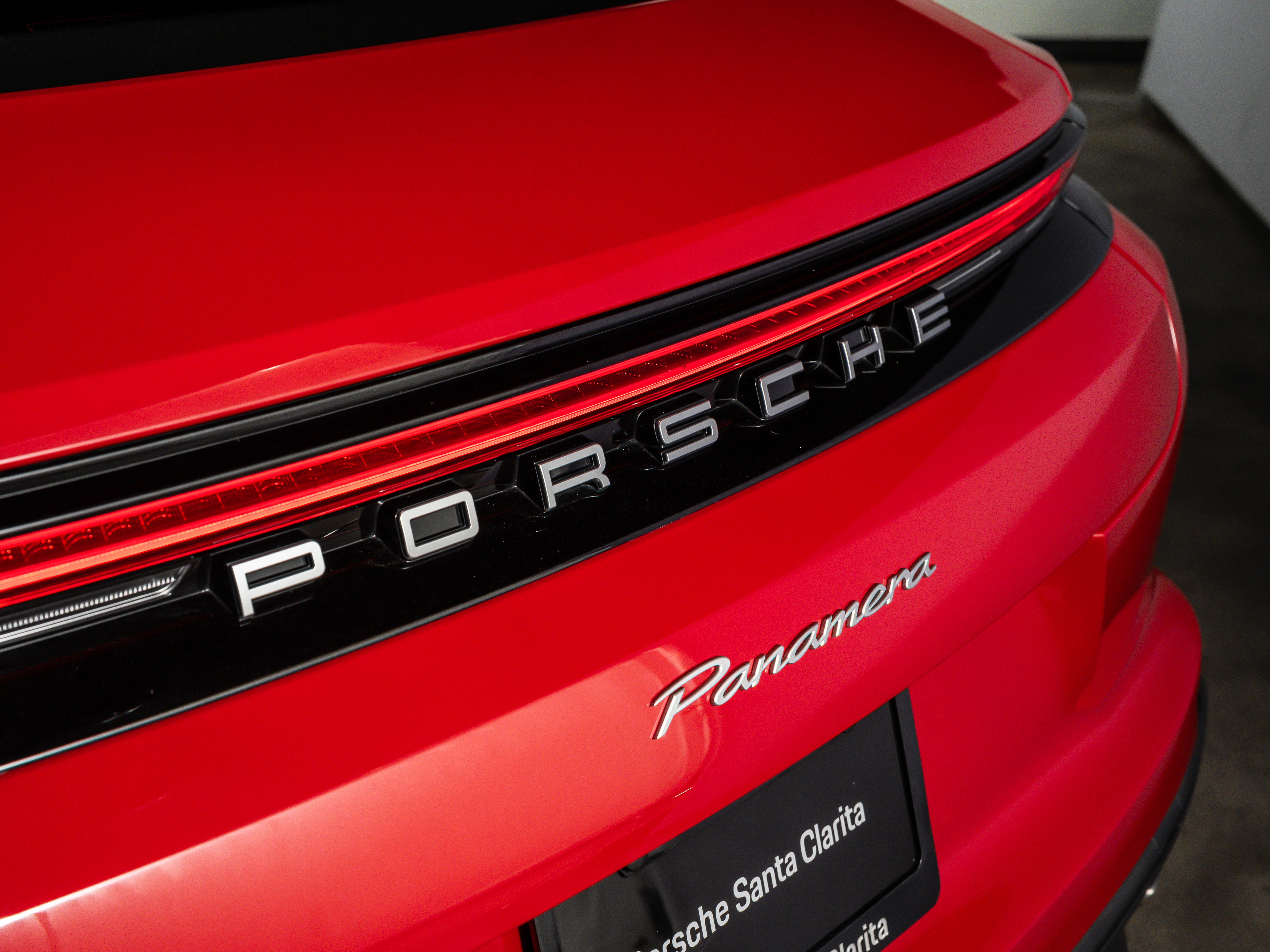 2025 Porsche Panamera base