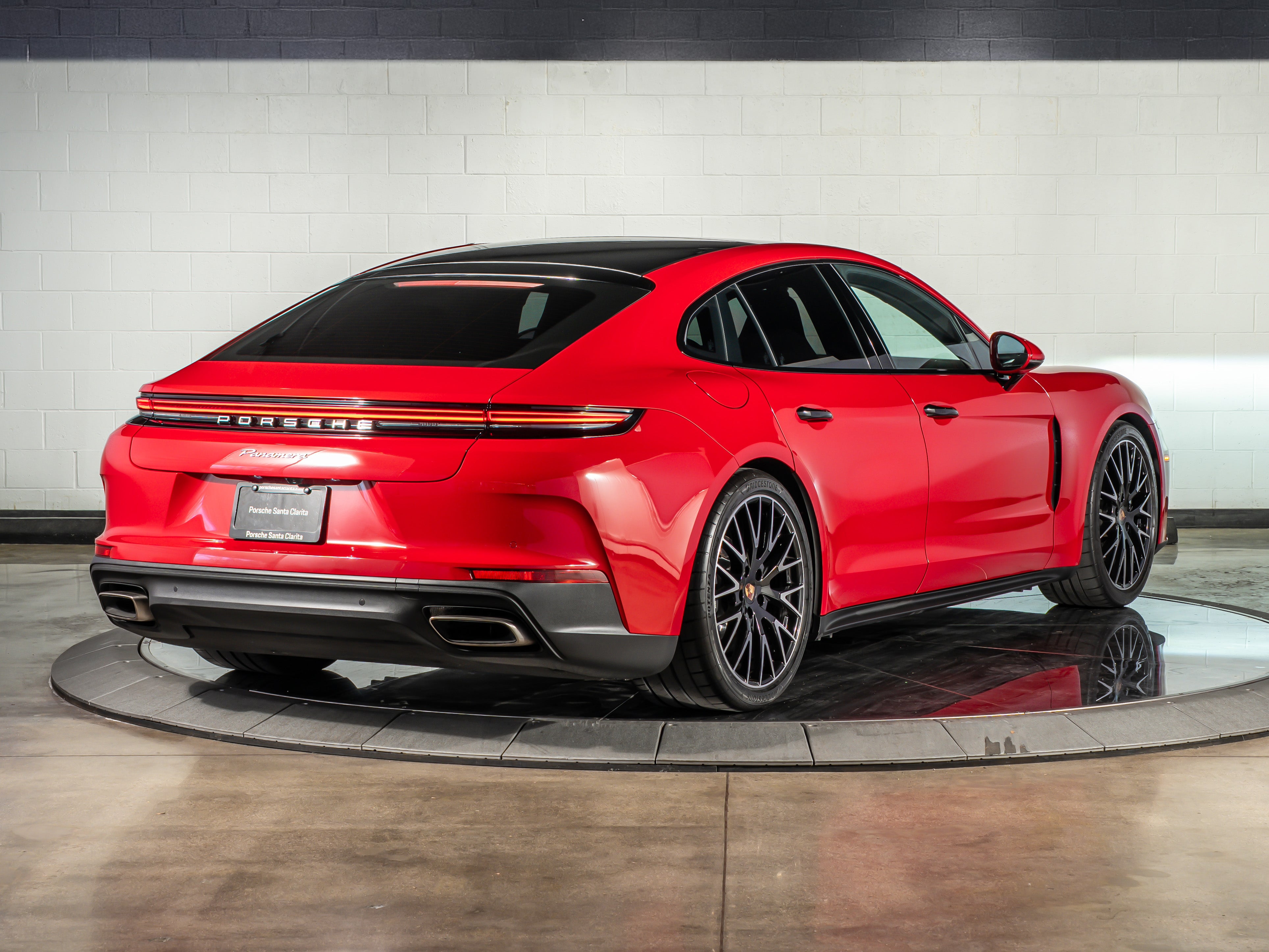 2025 Porsche Panamera base