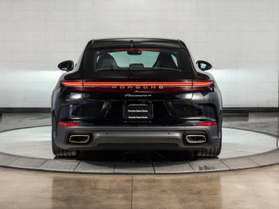 2026 Porsche Panamera 4