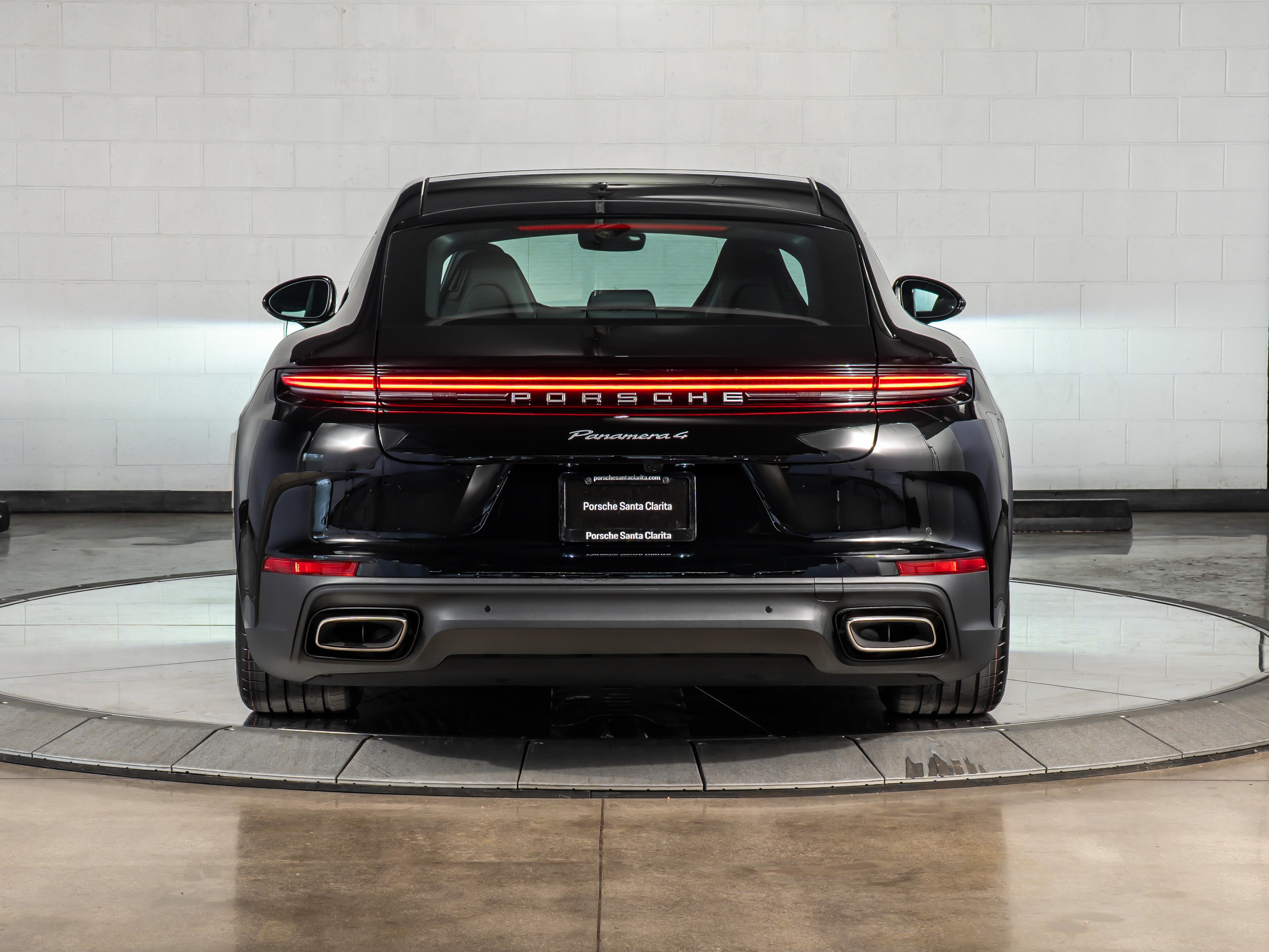 2026 Porsche Panamera 4