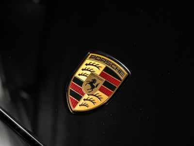 2026 Porsche Panamera 4