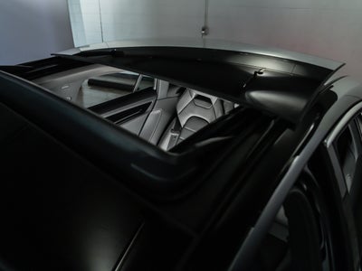 2026 Porsche Panamera 4