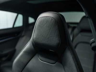 2026 Porsche Panamera 4