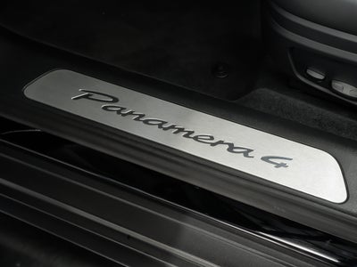 2026 Porsche Panamera 4