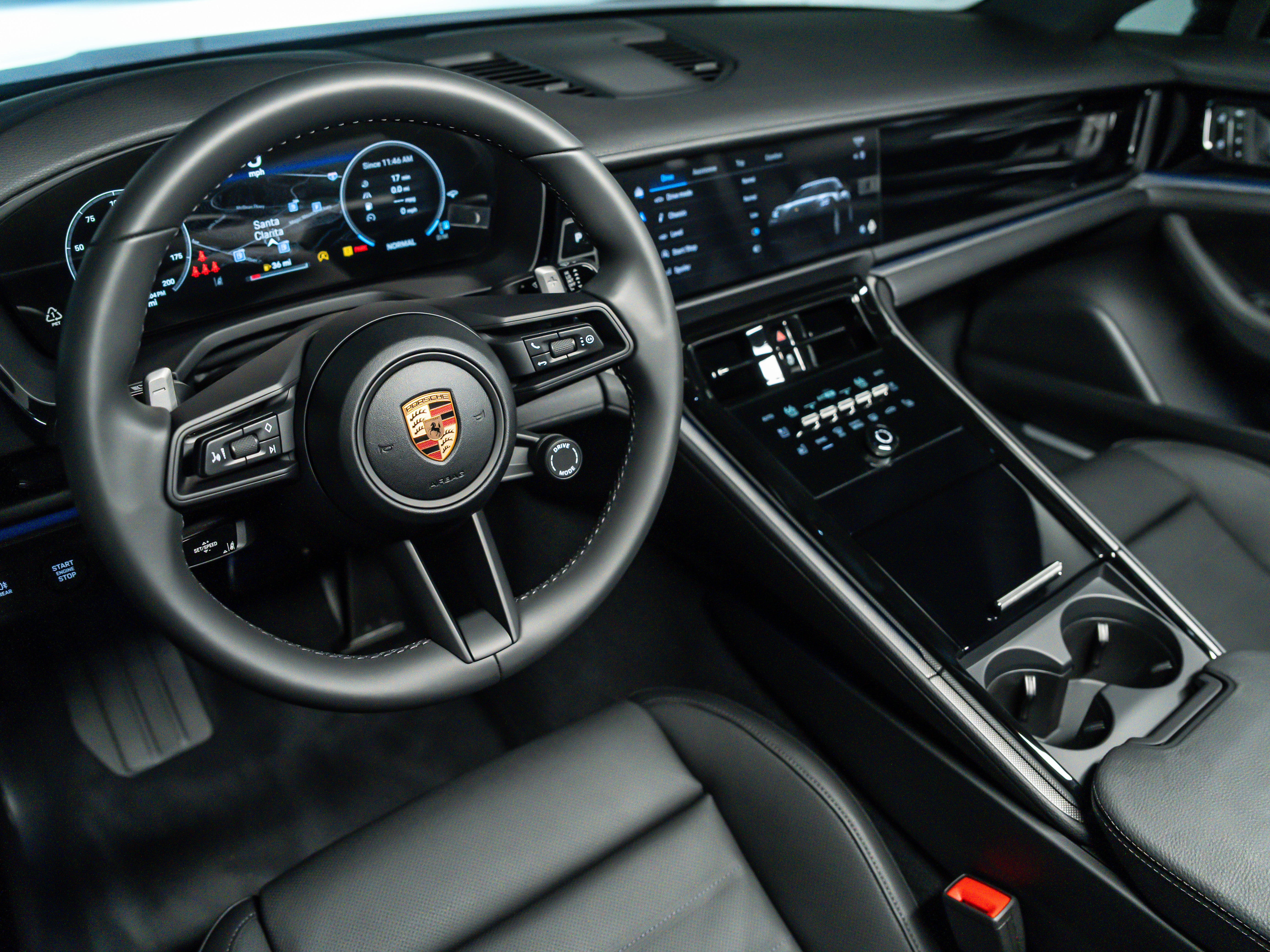 2026 Porsche Panamera 4