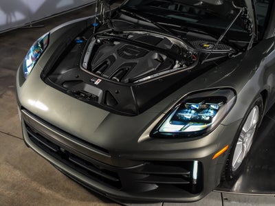 2026 Porsche Panamera 4