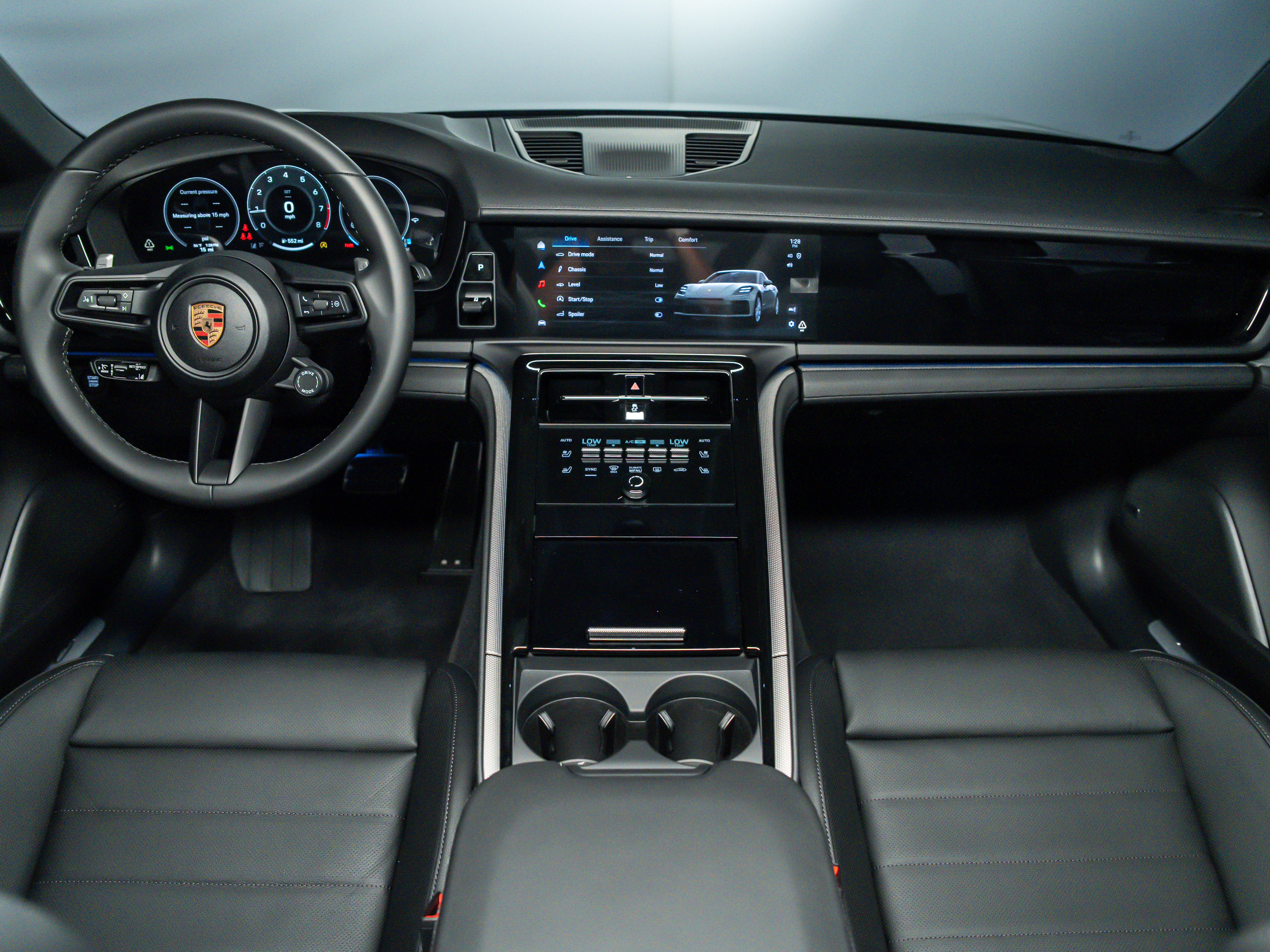 2026 Porsche Panamera 4