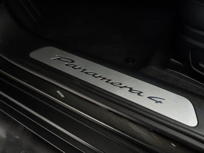 2026 Porsche Panamera 4