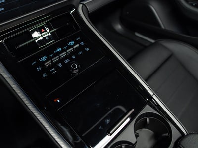 2026 Porsche Panamera 4