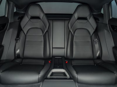 2026 Porsche Panamera 4