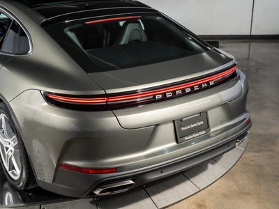 2026 Porsche Panamera 4