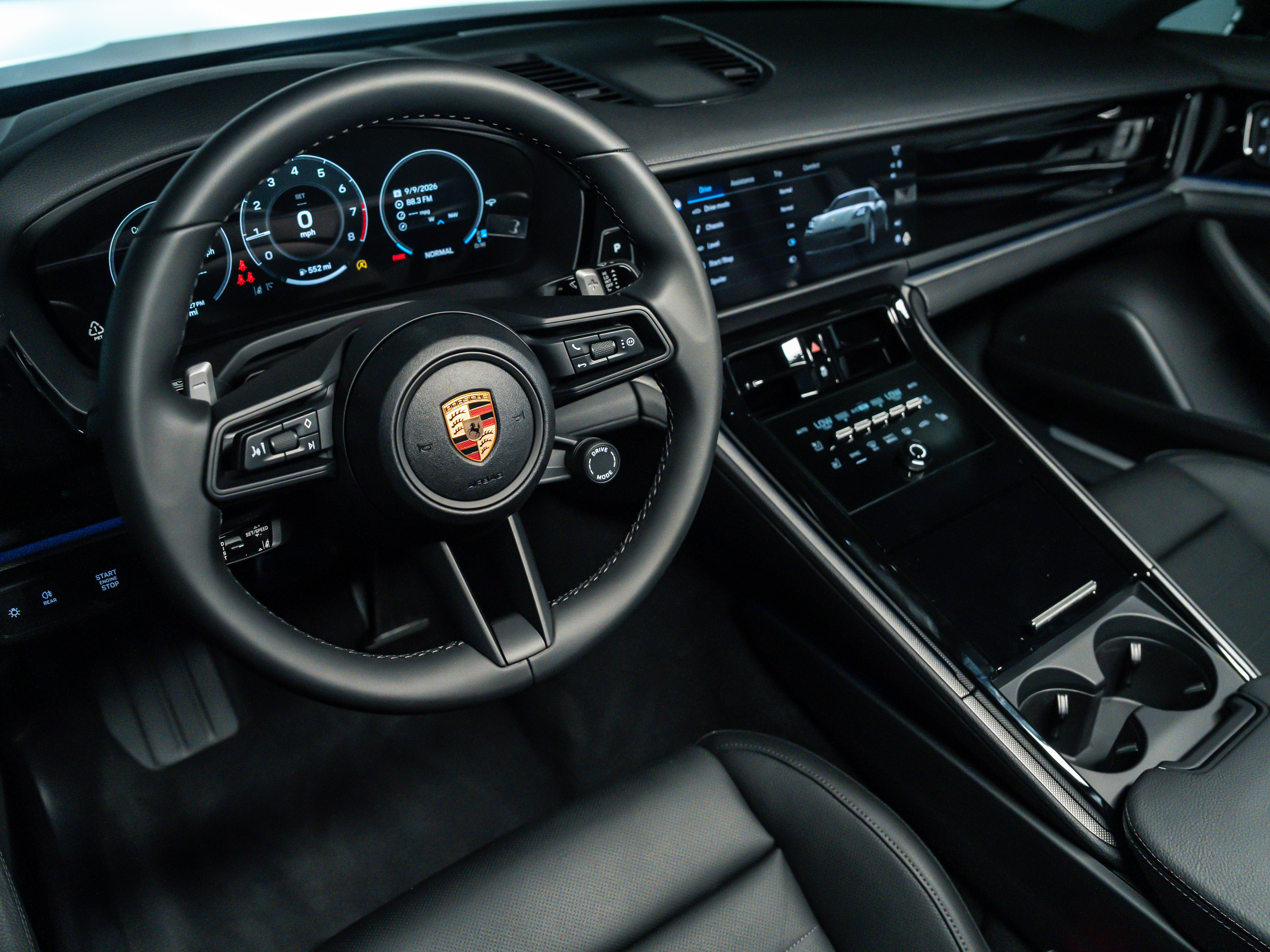 2026 Porsche Panamera 4