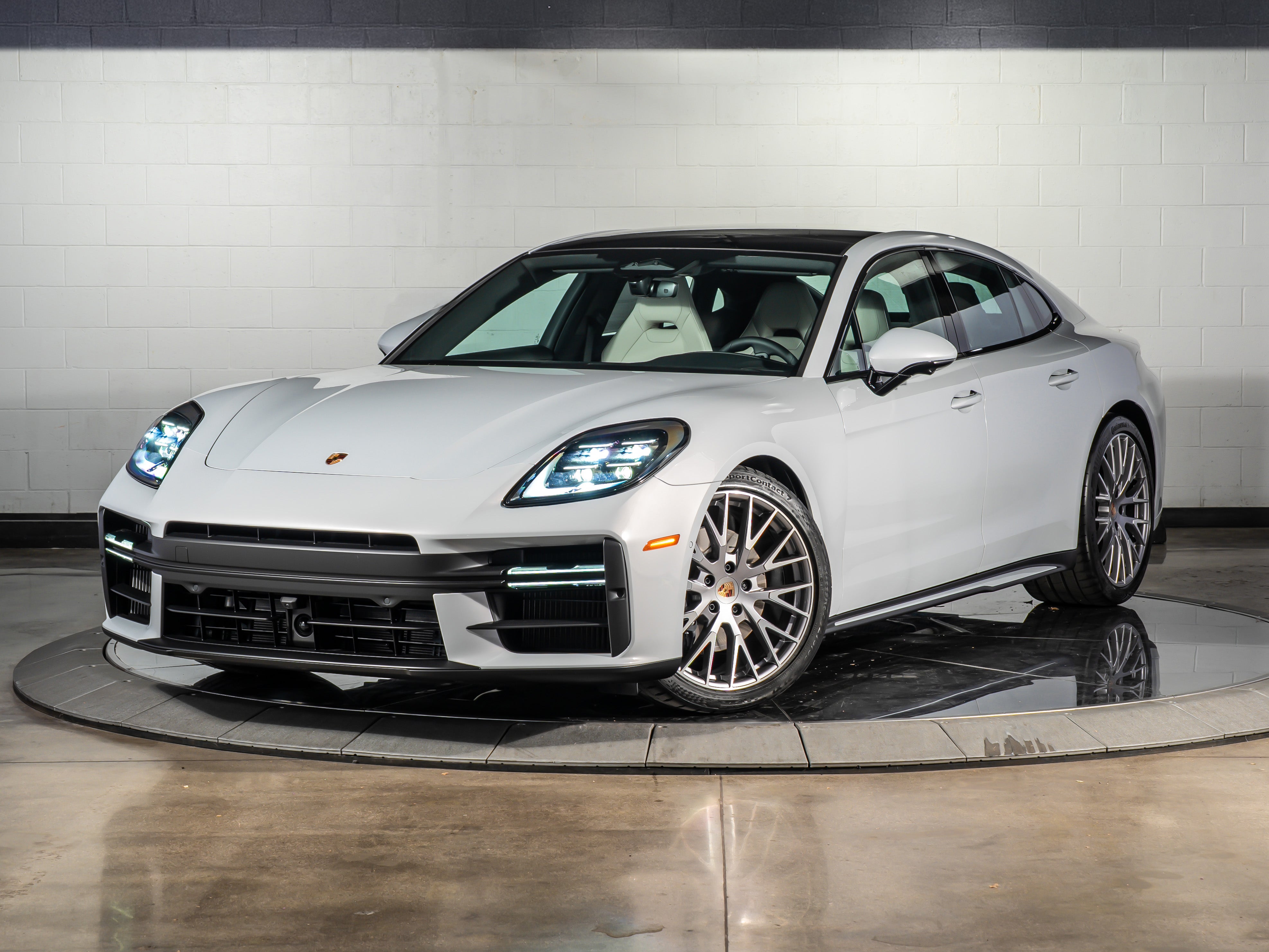 2026 Porsche Panamera