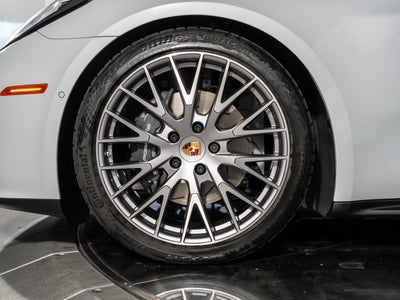 2026 Porsche Panamera 4
