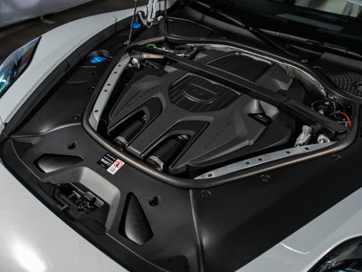 2026 Porsche Panamera 4