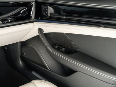 2026 Porsche Panamera 4